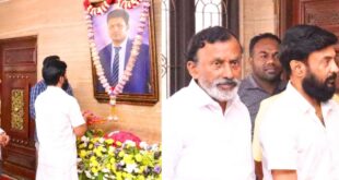 Actor Mohan paid floral tributes to Vetri Duraisamy's film!...